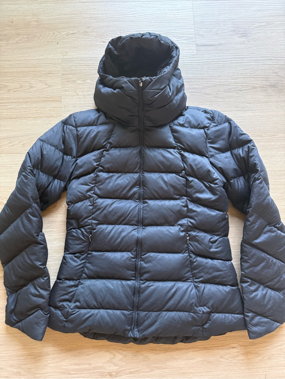 Patagonia Women's Downtown Jacket Sty 28601 Down Filled Black Sz M - Picture 2 of 5